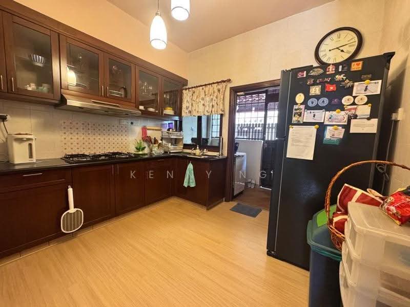 2-storey Terraced House for Sale in Bandar Botanic (Klang) - Kenny Ng - Kitchen - PropertyGuru.com.my