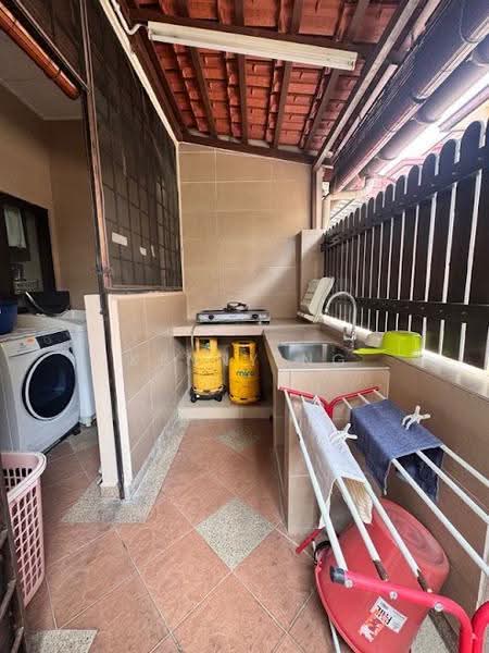 2-storey Terraced House for Sale in Bandar Botanic (Klang) - Kenny Ng - Kitchen - PropertyGuru.com.my