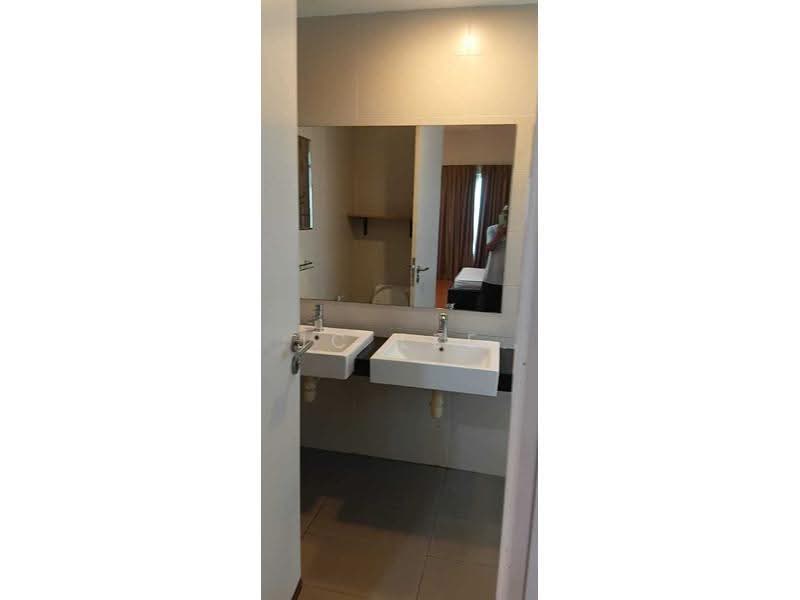 Kondominium untuk Disewa di The Park Residences 1 - JC Lee - Bathroom - PropertyGuru.com.my