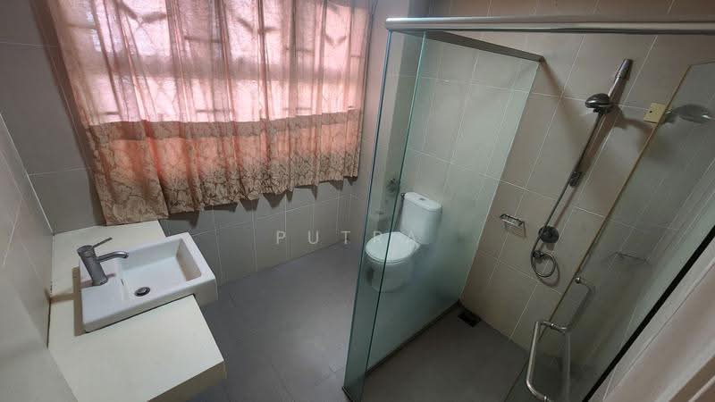 Rumah Berkembar untuk Dijual di Ayer Keroh (Melaka) - Putra Safari - PropertyGuru.com.my