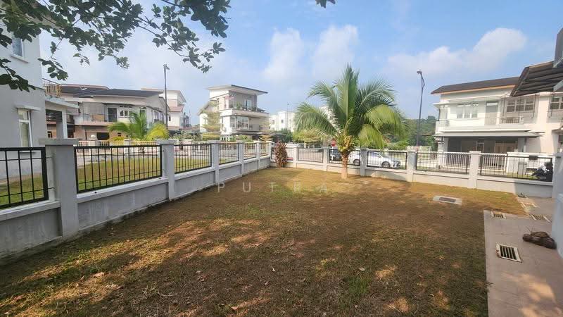 Rumah Berkembar untuk Dijual di Ayer Keroh (Melaka) - Putra Safari - PropertyGuru.com.my