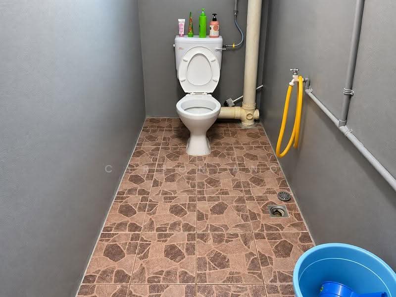 Flat for Rent at Taman Pelangi - Carson Ang - Bathroom - PropertyGuru.com.my