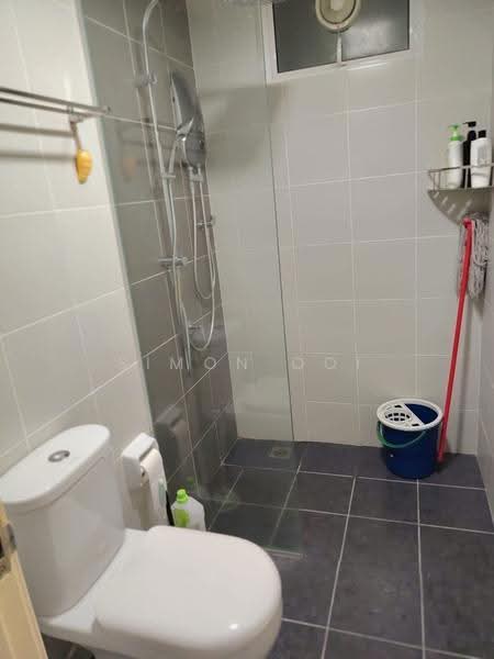 Kondominium untuk Dijual di Arena Residence - Simon Ooi - Bathroom - PropertyGuru.com.my