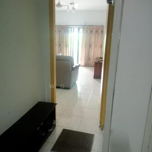 Pangsapuri untuk Dijual di Kenanga (Park View Court) - Woon . - Living Room - PropertyGuru.com.my