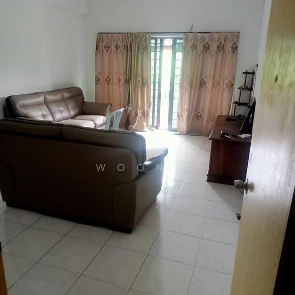 Pangsapuri untuk Dijual di Kenanga (Park View Court) - Woon . - Living Room - PropertyGuru.com.my