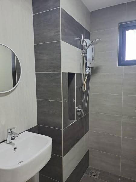 Kondominium untuk Disewa di Aster Residence - Kenny Chin - Bathroom - PropertyGuru.com.my