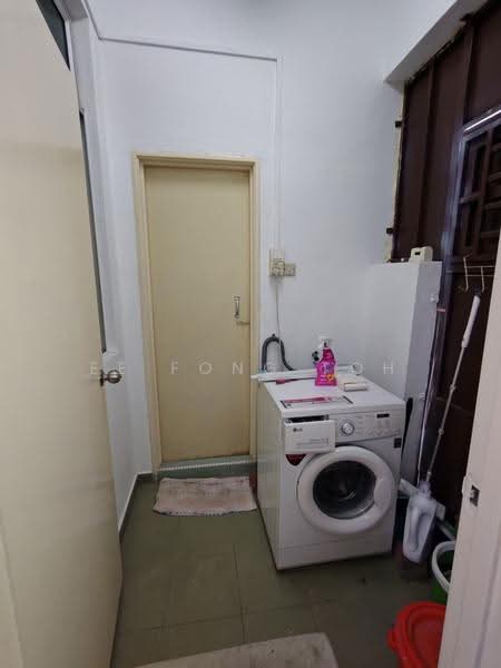 2-storey Terraced House for Sale in Ehsan Jaya (Johor Bahru) - Ee Fong Toh - Interior - PropertyGuru.com.my