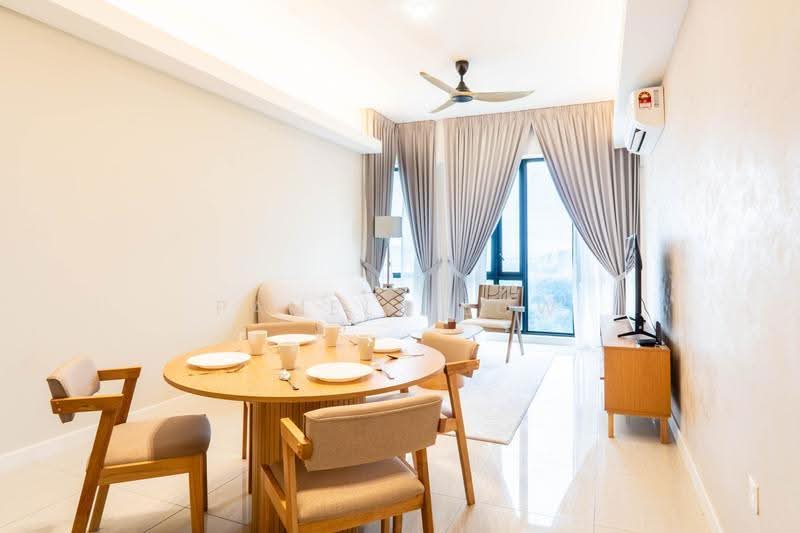 Kediaman Servis untuk Disewa di The Sentral Suites - Pamela Low - Living Room - PropertyGuru.com.my