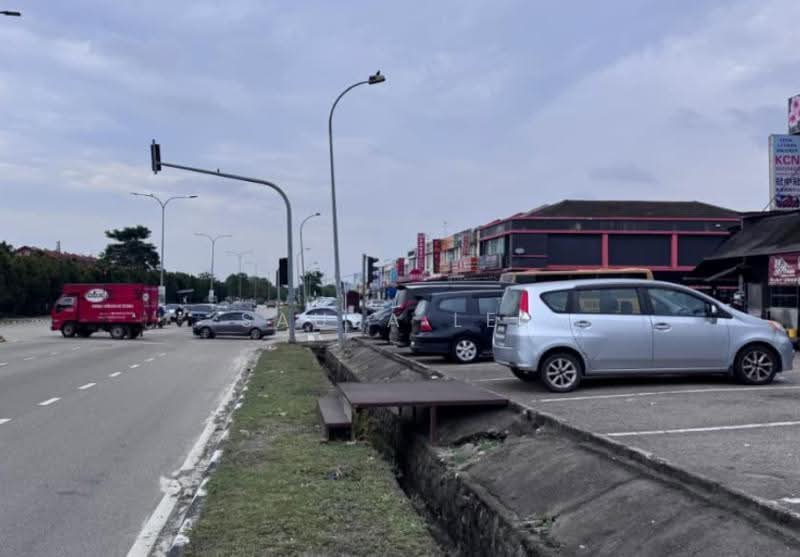 Shop for Sale in Taman Nusa Bestari 2 (Iskandar Puteri (Nusajaya)) - Sausa Lee - Exterior - PropertyGuru.com.my