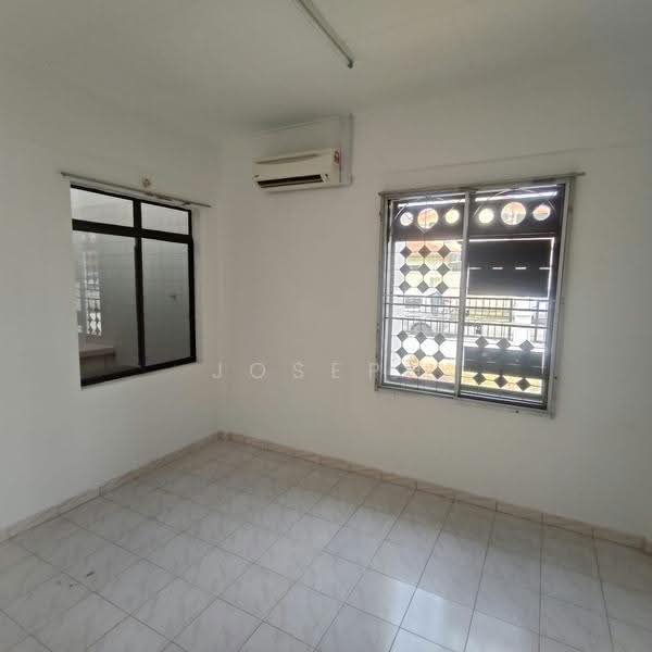 1-storey Terraced House for Rent in Taman Ungku Tun Aminah (Skudai) - Joseph Goh - Interior - PropertyGuru.com.my