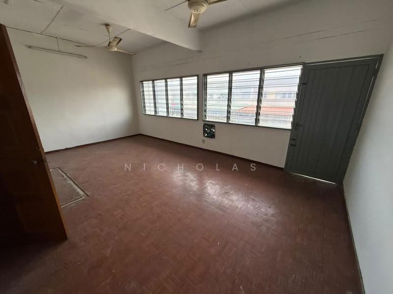 Rumah Teres 2-Tingkat untuk Dijual di Taman Kar King (Ipoh) - Nicholas Lee - Interior - PropertyGuru.com.my