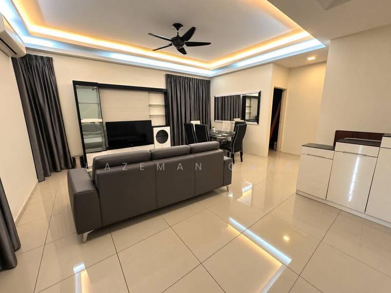 Cluster House for Sale in Bandar Saujana Putra (Tanjong Duabelas) - Hazeman Omar - Living Room - PropertyGuru.com.my