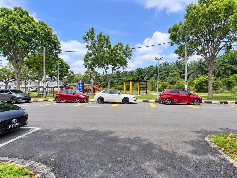 Cluster House for Sale in Bandar Saujana Putra (Tanjong Duabelas) - Hazeman Omar - Exterior - PropertyGuru.com.my