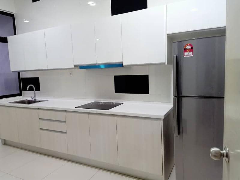 Service Residence for Rent at D'Summit Residences - Daniel Yong - Kitchen - PropertyGuru.com.my