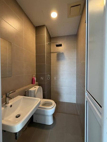 Cluster House for Sale in Taman Gaya (Ulu Tiram) - Andrew Teo - Bathroom - PropertyGuru.com.my