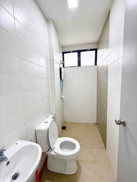 Rumah Berkembar untuk Dijual di Semenyih (Selangor) - Hazeman Omar - Bathroom - PropertyGuru.com.my