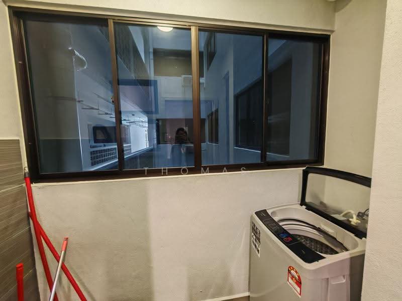 Kondominium untuk Disewa di Admiral Residences - Thomas Lam - Balcony - PropertyGuru.com.my