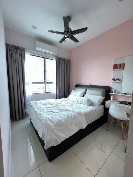 Condominium for Sale at Skyview Residence - Vivian Chang - Bedroom - PropertyGuru.com.my