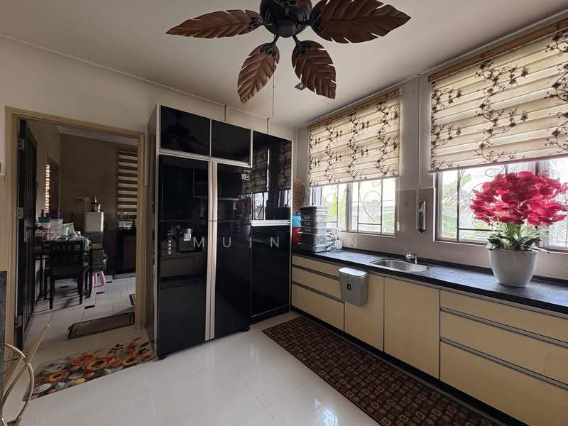 Bungalow House untuk Dijual di Subang Bestari (Shah Alam) - Muin Mn - Kitchen - PropertyGuru.com.my