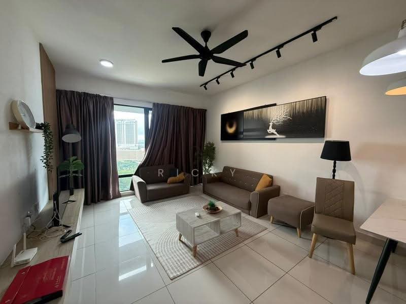 Kediaman Servis untuk Dijual di Southkey Mosaic - Ricky Woo - Living Room - PropertyGuru.com.my