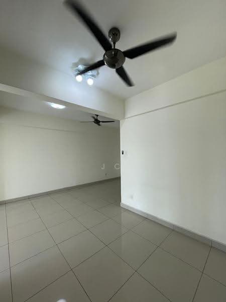 Kondominium untuk Disewa di Park 51 Residency - Jc Lee - Living Room - PropertyGuru.com.my