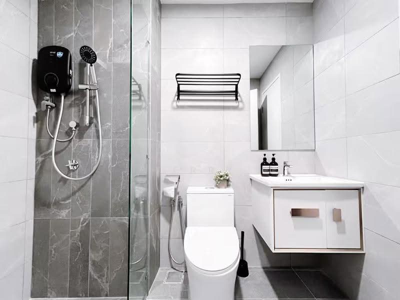 Service Residence for Rent at Majestic Residence - Terry Yee - Bathroom - PropertyGuru.com.my