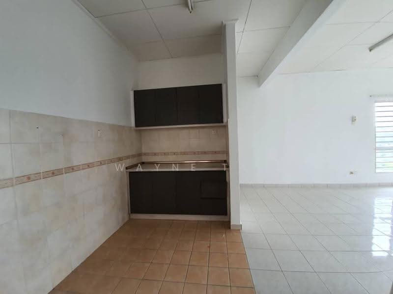 Pangsapuri untuk Dijual di Pangsapuri Merak - Wayne Tan - Kitchen - PropertyGuru.com.my
