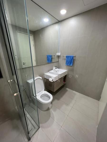 Service Residence for Sale at ViiA Residences - Tian Soon Tan - Bathroom - PropertyGuru.com.my
