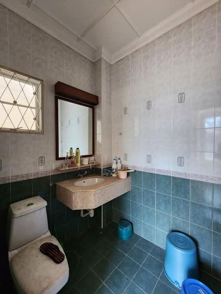 Bungalow House untuk Dijual di Kampung Datuk Keramat (Keramat) - Rafedah Binti Abdul Aziz - Bathroom - PropertyGuru.com.my