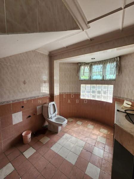 Bungalow House untuk Dijual di Kampung Datuk Keramat (Keramat) - Rafedah Binti Abdul Aziz - Bathroom - PropertyGuru.com.my