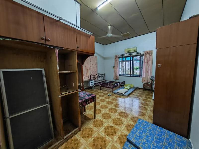 Bungalow House untuk Dijual di Sungai Marong (Bentong) - Trevor Chai - Bedroom - PropertyGuru.com.my