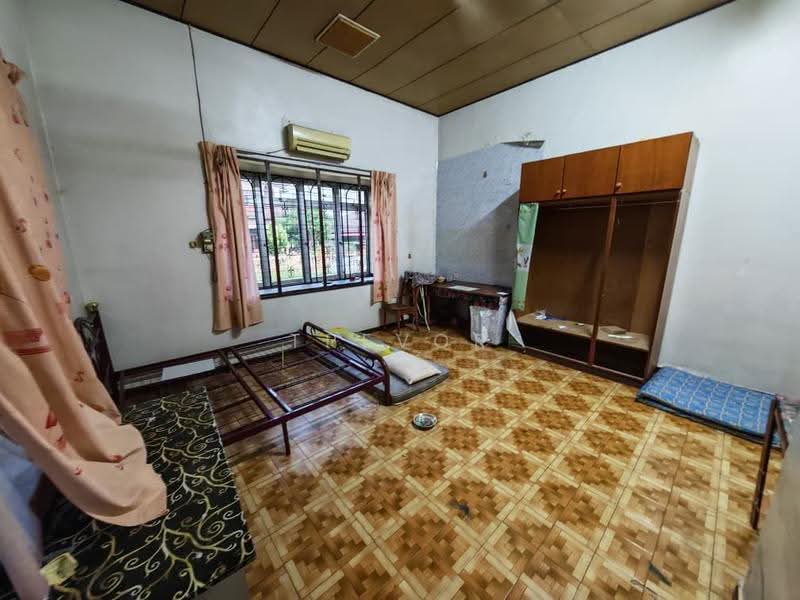 Bungalow House untuk Dijual di Sungai Marong (Bentong) - Trevor Chai - Bedroom - PropertyGuru.com.my