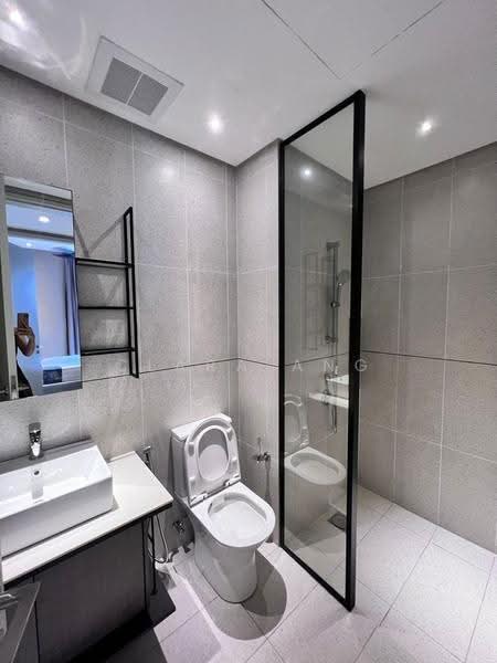 Service Residence for Rent at Millerz Square Serviced Residence - Clara Ang - Bathroom - PropertyGuru.com.my