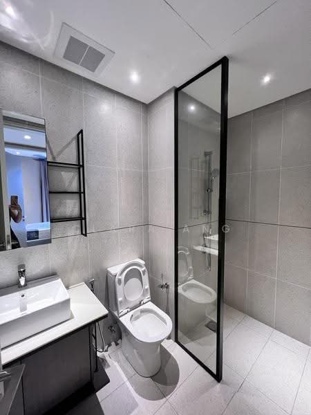 Service Residence for Rent at Millerz Square Serviced Residence - Clara Ang - Bathroom - PropertyGuru.com.my