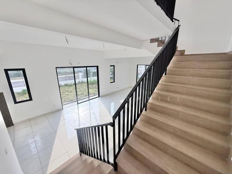 Rumah Teres untuk Dijual di Klang (Selangor) - Ashraff Daniel - Living Room - PropertyGuru.com.my