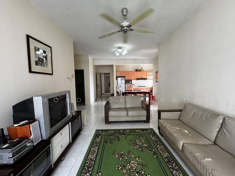 Condominium for Sale at Platinum Hill PV 5 - Mohd Nor Fahmi - Living Room - PropertyGuru.com.my