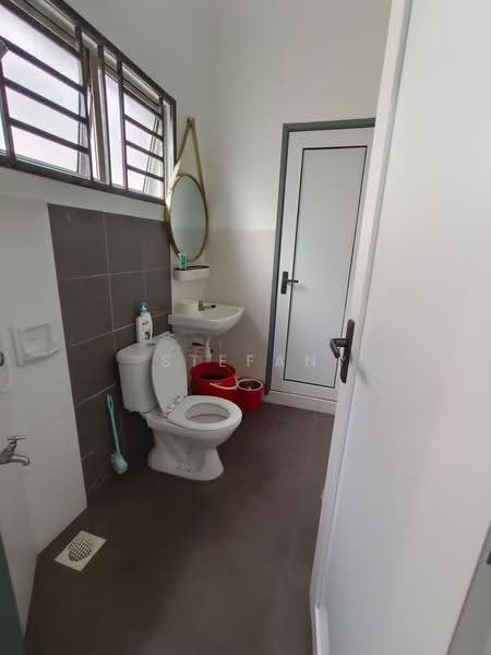 2-storey Terraced House for Sale in Johor Bahru (Johor) - Stefan Yu - Bathroom - PropertyGuru.com.my