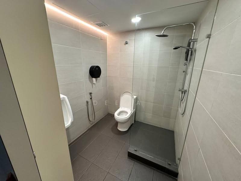 Office for Sale in Seksyen 51a (Petaling Jaya) - Deeya Yusof - Bathroom - PropertyGuru.com.my