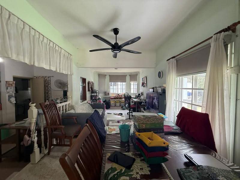 Rumah Teres 2-Tingkat untuk Dijual di Taman Sri Ukay (Ulu Kelang) - Ashraff Daniel - Living Room - PropertyGuru.com.my