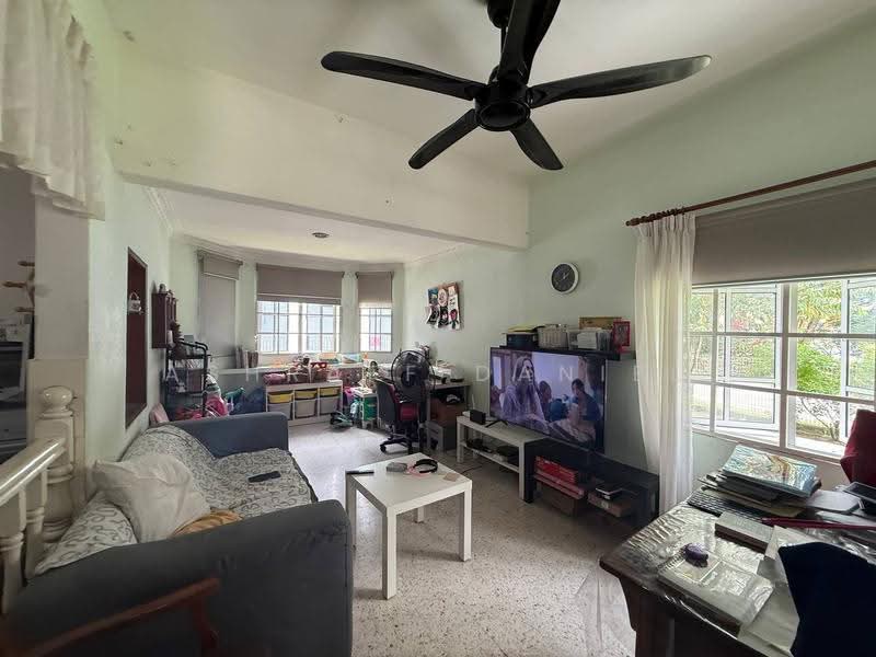 Rumah Teres 2-Tingkat untuk Dijual di Taman Sri Ukay (Ulu Kelang) - Ashraff Daniel - Living Room - PropertyGuru.com.my