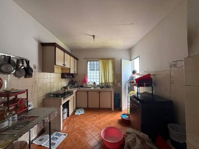 Rumah Teres 2-Tingkat untuk Dijual di Taman Sri Ukay (Ulu Kelang) - Ashraff Daniel - Kitchen - PropertyGuru.com.my