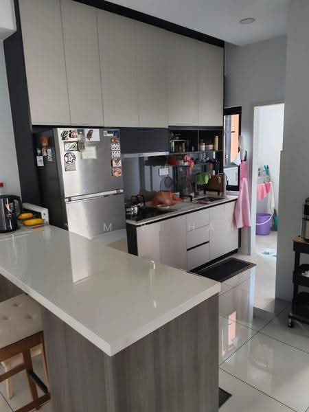Kediaman Servis untuk Disewa di The Amber Residence @ TwentyFive.7 - Yam Yi Han - Kitchen - PropertyGuru.com.my
