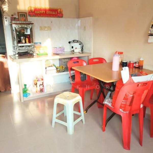 Rumah Flat untuk Dijual di Taman Merak Jaya - Ann Khor - Kitchen - PropertyGuru.com.my