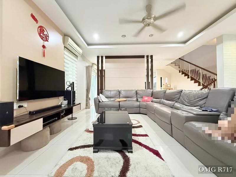 Rumah Berkembar untuk Disewa di Setia Alam (Selangor) - Caden Chew - Living Room - PropertyGuru.com.my