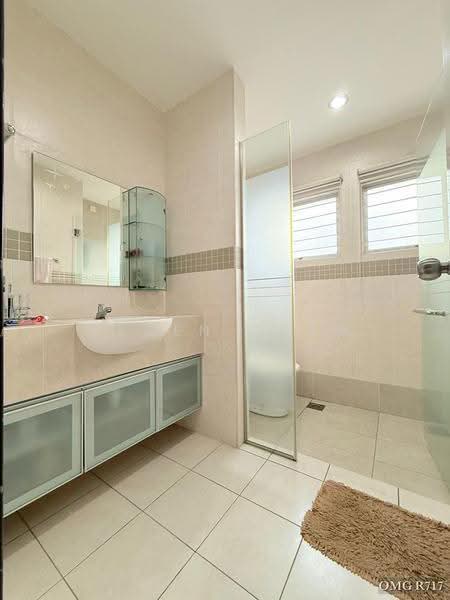 Rumah Berkembar untuk Disewa di Setia Alam (Selangor) - Caden Chew - Bathroom - PropertyGuru.com.my