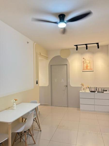 Kediaman Servis untuk Disewa di M Luna - KK Yap - Dining Room - PropertyGuru.com.my