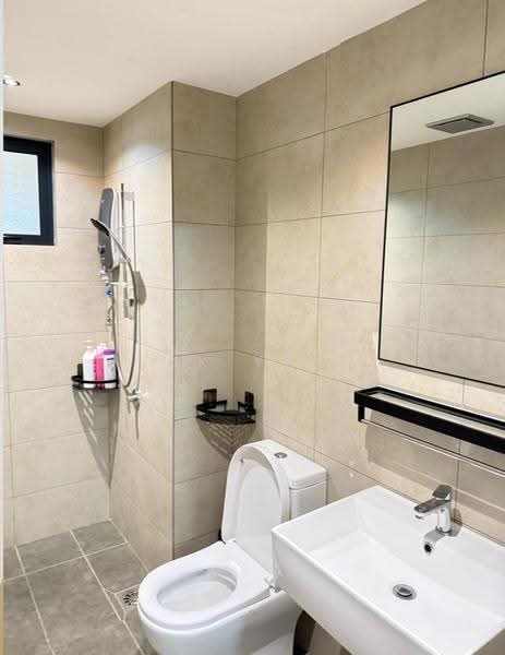 Kediaman Servis untuk Disewa di M Luna - KK Yap - Bathroom - PropertyGuru.com.my
