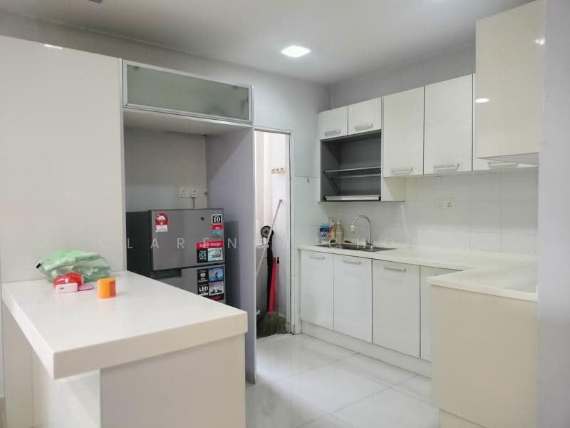 Apartment for Sale at Anjung Hijau (Greenfields) - Clarence Chong - Kitchen - PropertyGuru.com.my