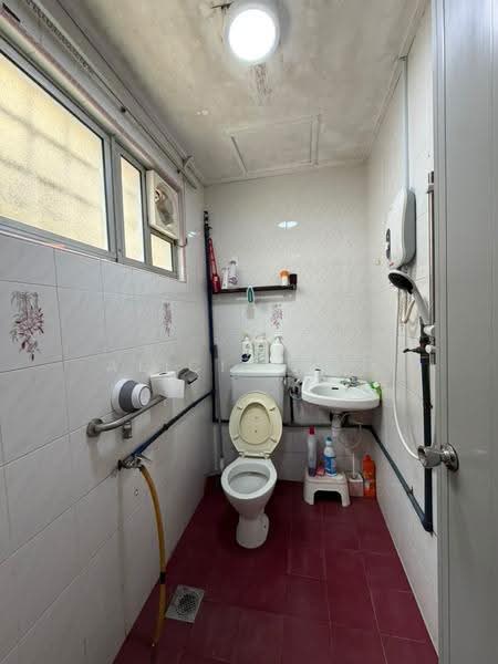 2-storey Terraced House for Rent in Bandar Sri Damansara (Selangor) - Alicia Soo - Bathroom - PropertyGuru.com.my