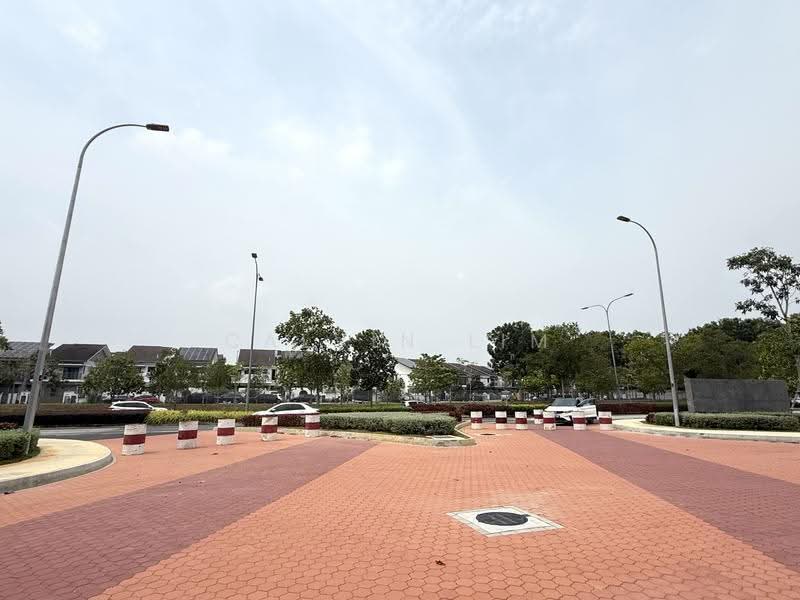 Shop for Rent in Bandar Rimbayu (Telok Panglima Garang) - Calvin Lim - Exterior - PropertyGuru.com.my